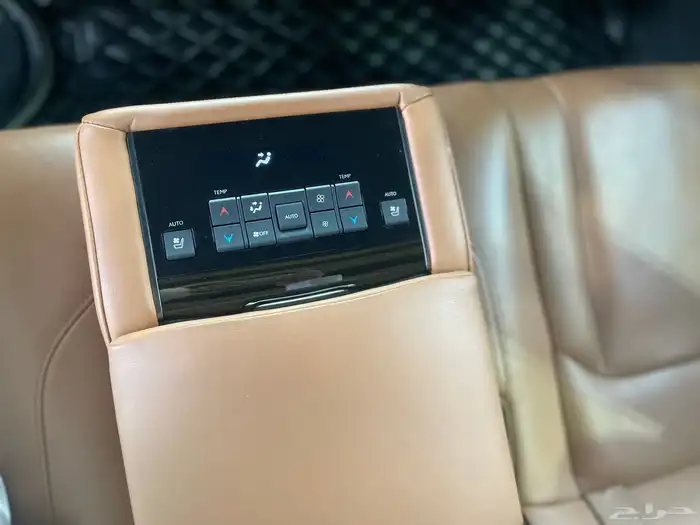 لكزس LX570 2021 زيتي ممشى 130الف 20