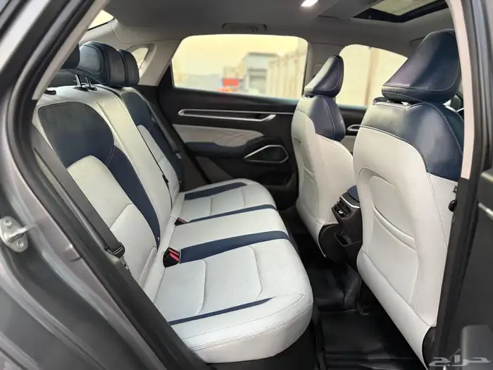 للبيع جيلي امجراند 7 موديل 2023 فل كامل 31