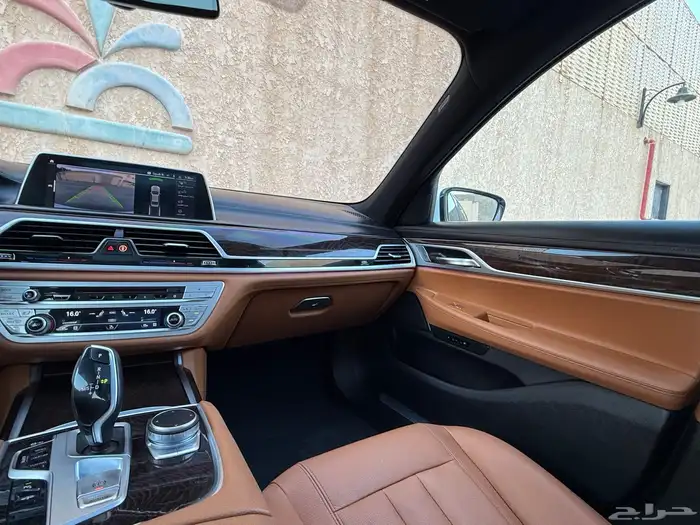 بي ام دبليو Li 730 2020 38