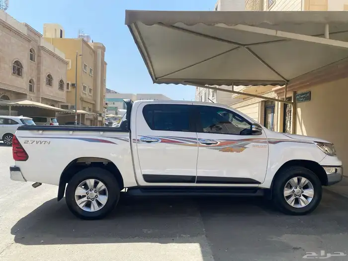 هايلوكس 2016 تم البيع 11