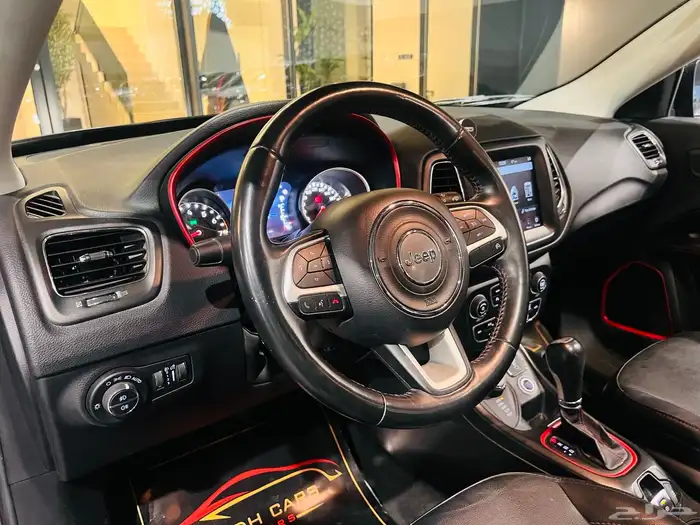 جيب كومباس 2019 تريل هوك ( بحالة ممتازة ) 11