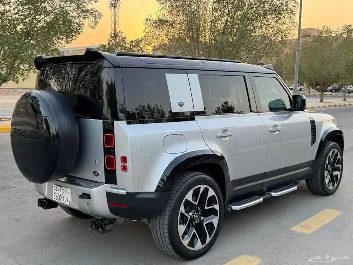 رنج روفر ديفندر FIRST EDITION 110 موديل 2020 ( إصدار خاص ) 6