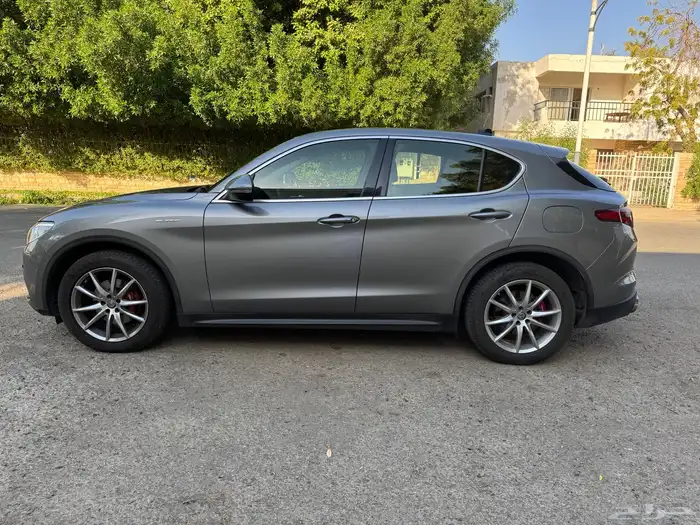 الفاروميو ستيلفيو Alfa Romeo Stelvio 1