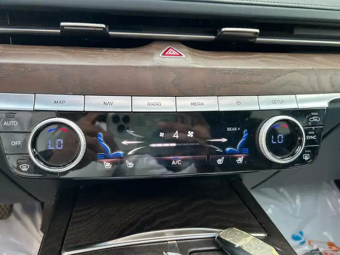 جنسس 2022 سعودي G80 رويال 4 سرندل 17