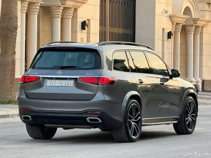 مرسيدس GLS 450 موديل 2020 كت AMG ممشى 68 الف تشيكات وكاله 17