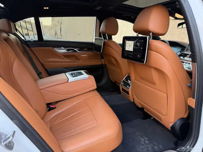 بي ام دبليو Li 730 2020 45