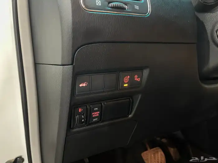 نيسان باترول 2017 بلاتينيومV8 12