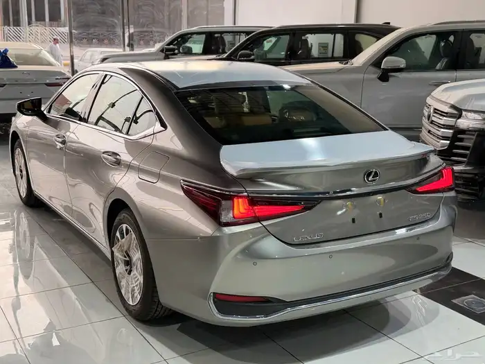 لكزس ES 250 بريمي فتحة سقف 2025 نظام 50-50 3