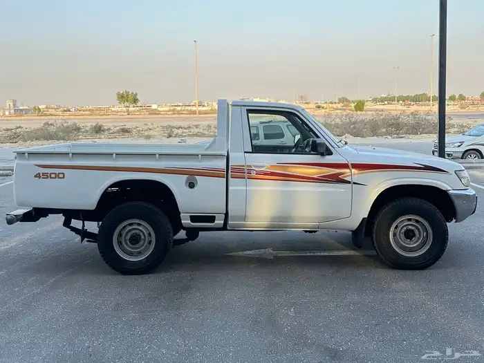 شاص نيسان 2002 مبيعات الدفاع المدني 5