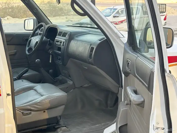 شاص نيسان 2002 مبيعات الدفاع المدني 12