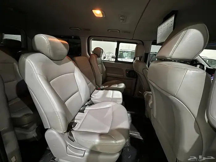 هونداي H-1 اتش ون 2021 ديزل ركاب 12راكب ماشي 88 الف ستاريكس 14