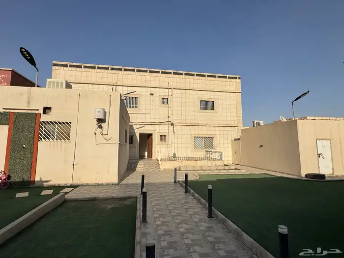 فيلا سكنية على ثلاث شوارع (راس بلكة) للبيع 7