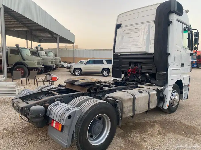 للبيع راس أكتروس 2006 ميقا سبيس نقل عام 3