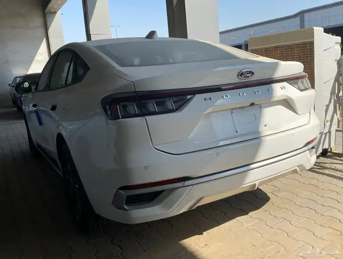 فورد توروس ترند 2025 اصفار 3