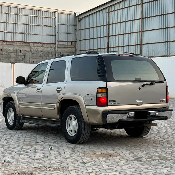 جمس يوكن 2005 قصير سعودي بدي وكاله دبل ( مفصول الدبل ) 4