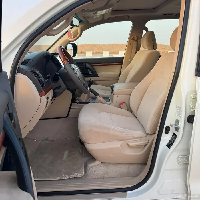 لاندكروزر GX 2015 9