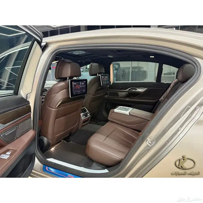 بي ام دبليو - 2020 Luxury - ناغي 9