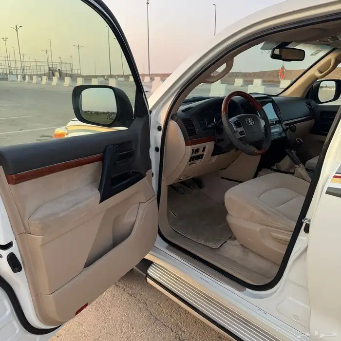 لاندكروزر GX 2015 8