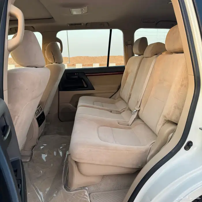 لاندكروزر GX 2015 11
