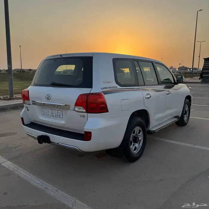 لاندكروزر GX 2015 4
