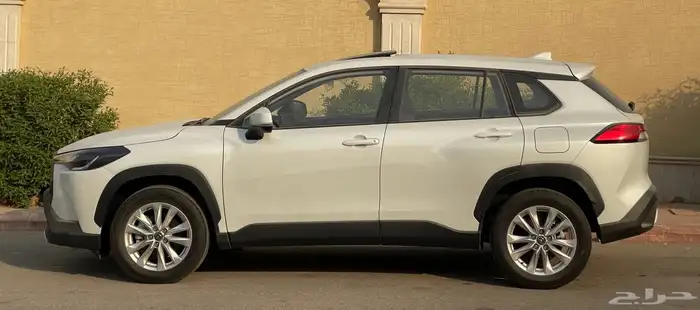 تويوتا- كورولا كروس-2025-بطاقة جمركية- أصفار- بنزين 5