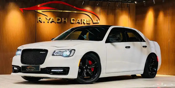 كرايزلر 2018 C300 V6 (بحاله ممتازه) 2