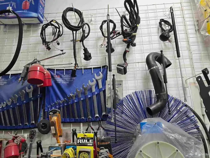 قطع غيار لجميع انواع المعدات 0