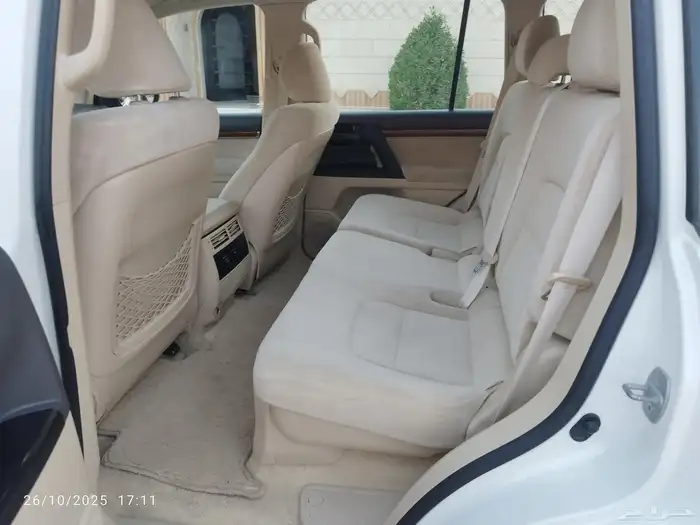 للبيع لندكروزر 2016 فل كامل وكاله شرط 12