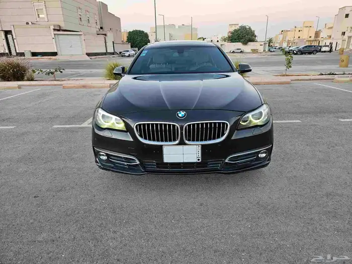 بي ام 520i موديل 2015 فل مواصفات 1