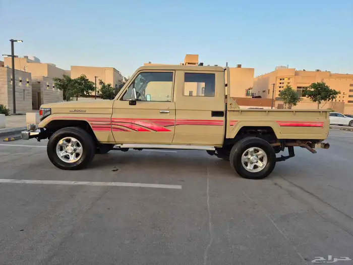 للبيع تويوتا شاص معدل الى غمارة ونص 2002 5