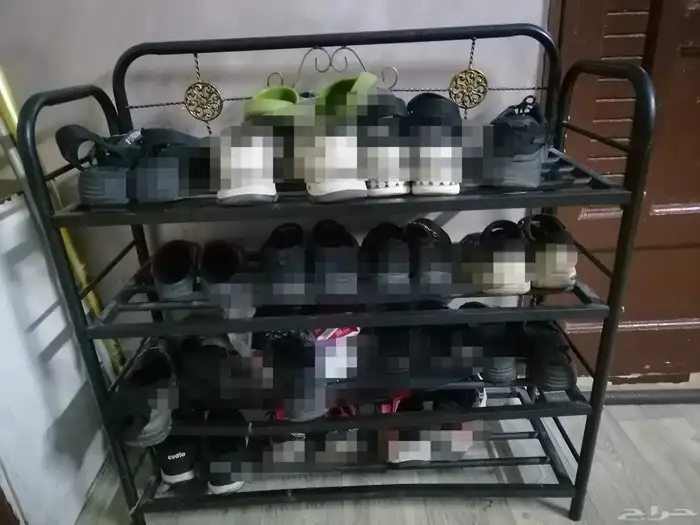 عفش بيت جزامه حديد 400 ريال زينه شجرة 200 ريال كرسي مدخل 300 0