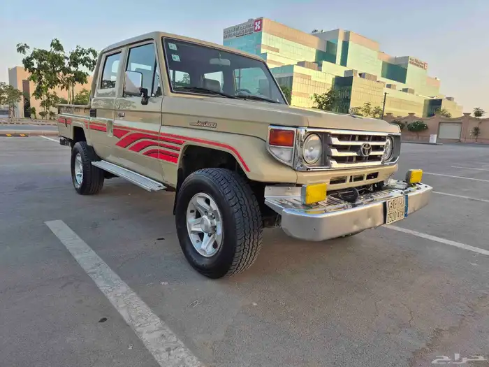 للبيع تويوتا شاص معدل الى غمارة ونص 2002 1