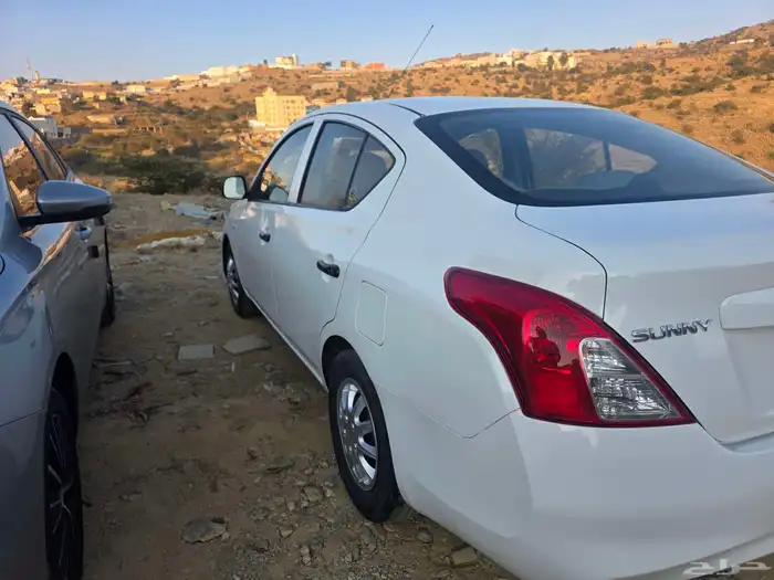 Nissan Sunny 2012. Auto Matic Gear 3