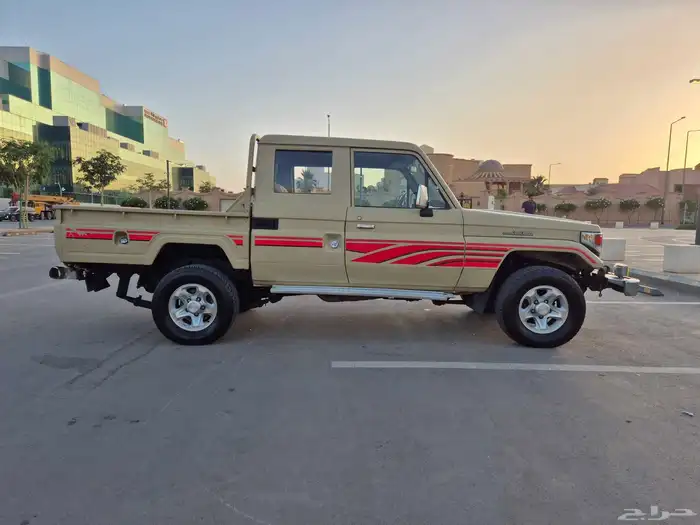 للبيع تويوتا شاص معدل الى غمارة ونص 2002 0