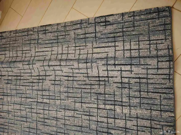 طاوله شاشه وسجاده وتسريحه 6