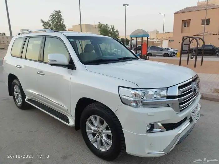 للبيع لندكروزر 2016 فل كامل وكاله شرط 1