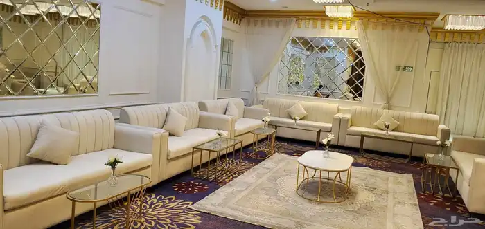 لتاجير الكنب وطاولات مكيفات صحراوية تنسيق ورود كوش حفلات كنب 1