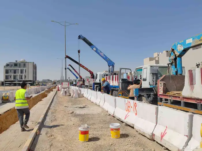 بوم تراك 5طن للأيجار تيوفي للأيجار BOOM TRUCK 5 TON TUV FOR 0