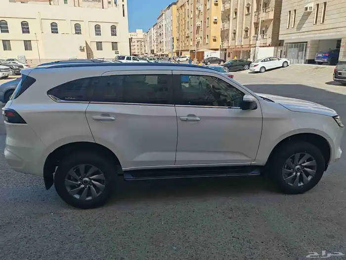 ايسوزو MUX 2024 فل كامل أعلى فئة مالك أول من الوكالة 5