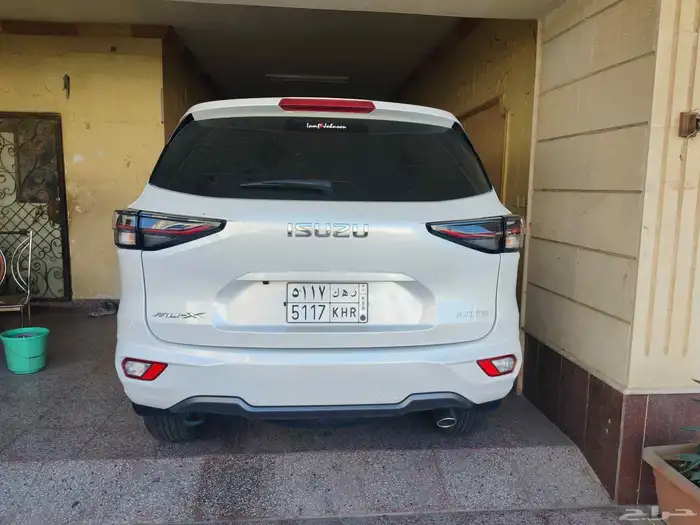 ايسوزو MUX 2024 فل كامل أعلى فئة مالك أول من الوكالة 6