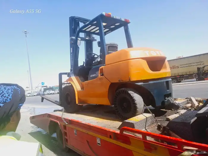 رافعة شوكية فوركلفت رافعات شوكية للأيجار اليومي والشهري 0