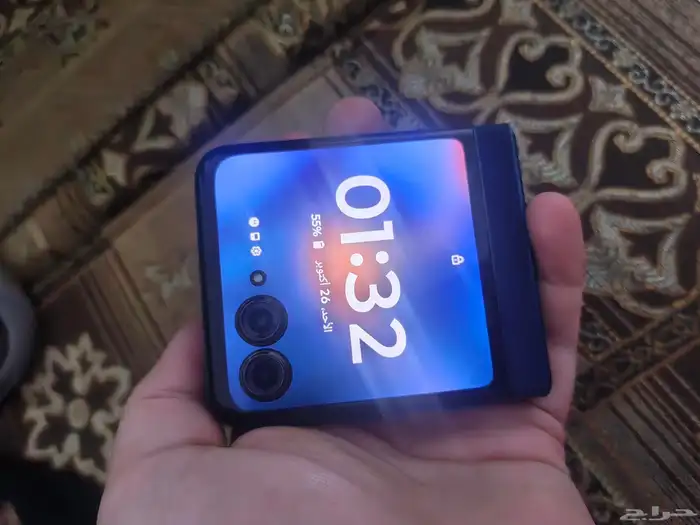 جوال motorola razr 60 8