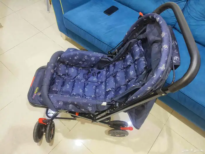 سرير اطفال عربة اطفال وطاولة كمبيوتر 9