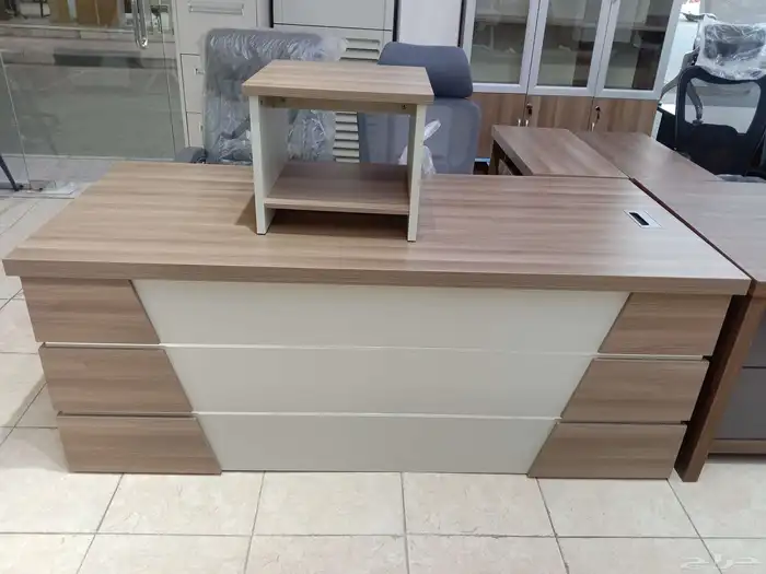 مكتب مدير فخم 220سم 240سم طقم كامل مكتب دولاب ملحق 4 قطع 10