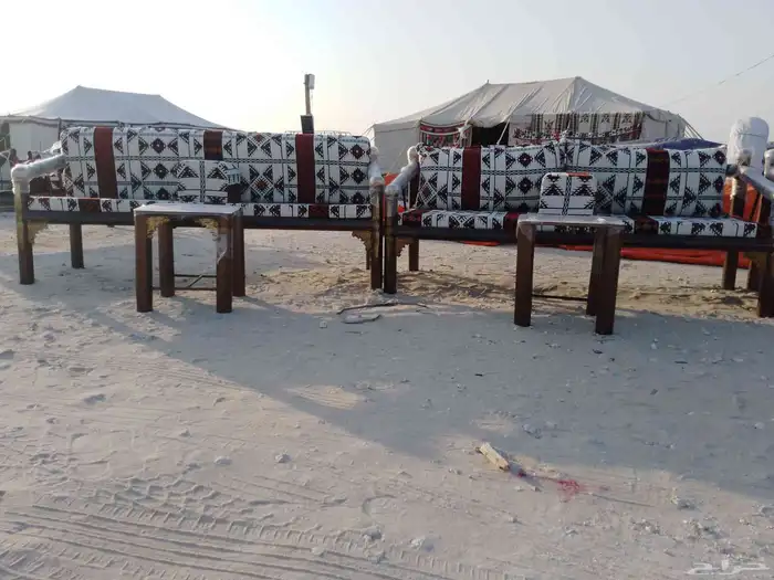 كراسي خارجيه وطاولات 2