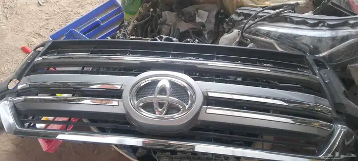 يوجد لدينا جميع انواع قطع غيار السيارات المستخدمه تشليح 7