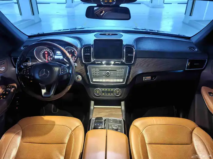 مرسيدس GLS500 جفالي 2018 نظيف جدا 4