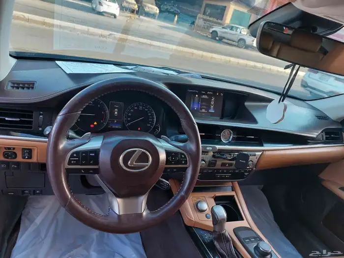 لكزس اي اس 350 6