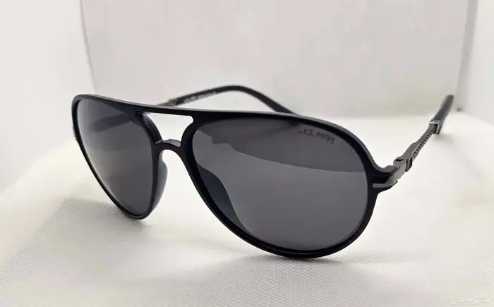 نظارة شمسيه بتصميم عصري وفخم وانيق 1