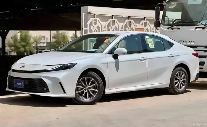 تويوتا كامري E بنزين 2025 ندعم جميع البنوك 5